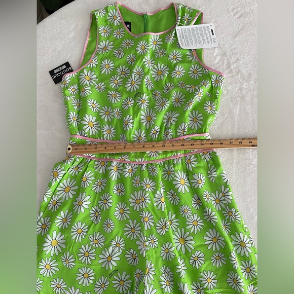 Boutique Moschino Size 10 Daisy Floral Punk Trim Jumpsuit with Pockets NWT - Picture 15 of 17